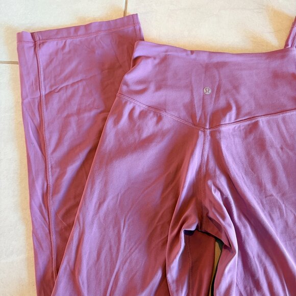 EUC Lululemon Groove Hi- Rise Flare Pant sz 4 - Picture 5 of 7
